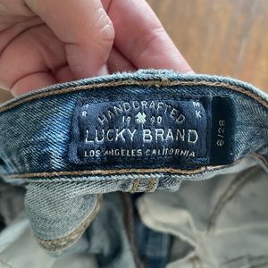 Womens size 6 Lucky Brand Jeans in the sienna slim boyfriend